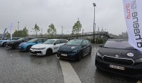 9M4A0011-BorderMaker.jpg
